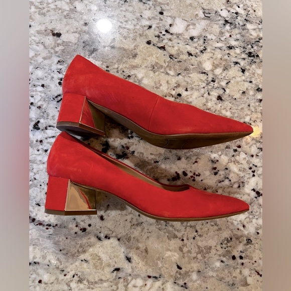 Franco Sarto Coral Suede Pump Pointed Toe 2” Heel Global Size 7 - Picture 8 of 8